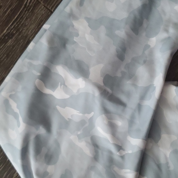 NWT P'tula Desa'ree Leggings L - Picture 4 of 4